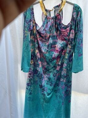 MISSLOOK Teal Floral Cold-Shoulder Midi with Gold Neckline